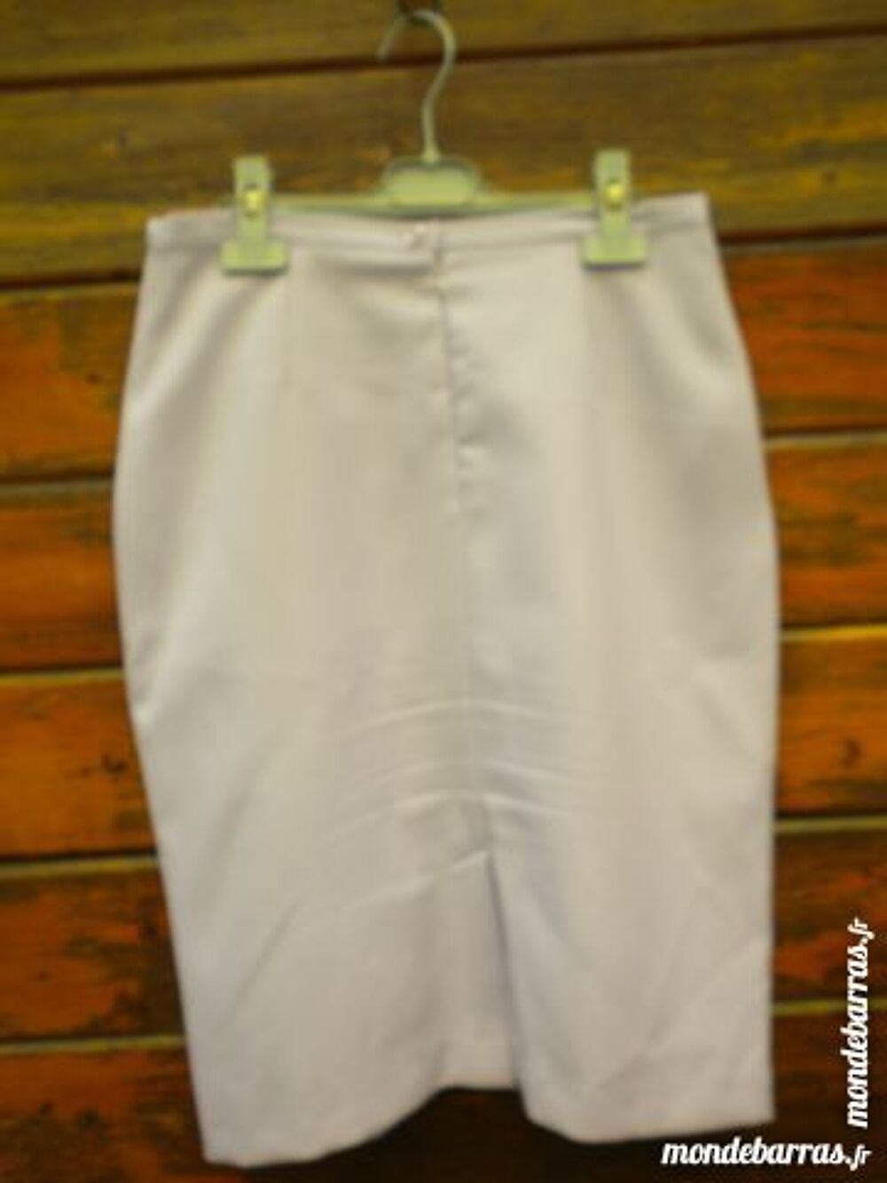 JUPE droite T. 40 Vêtements