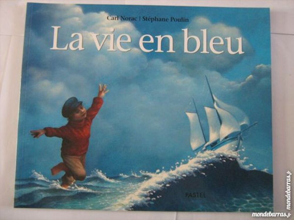LA VIE EN BLEU un livre &eacute;cole des loisirs Livres et BD