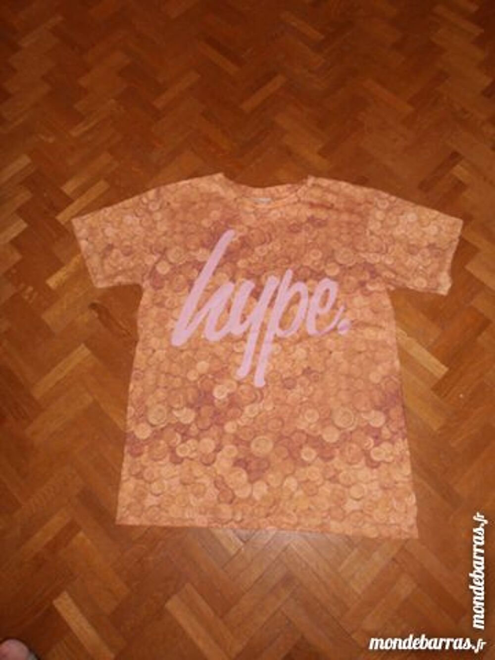 Tee-shirt milliers de pi&egrave;ces Vêtements