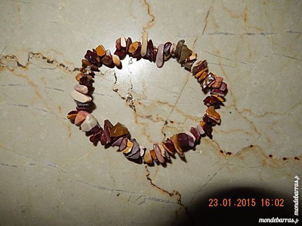 bracelet extensible en pierres Bijoux et montres