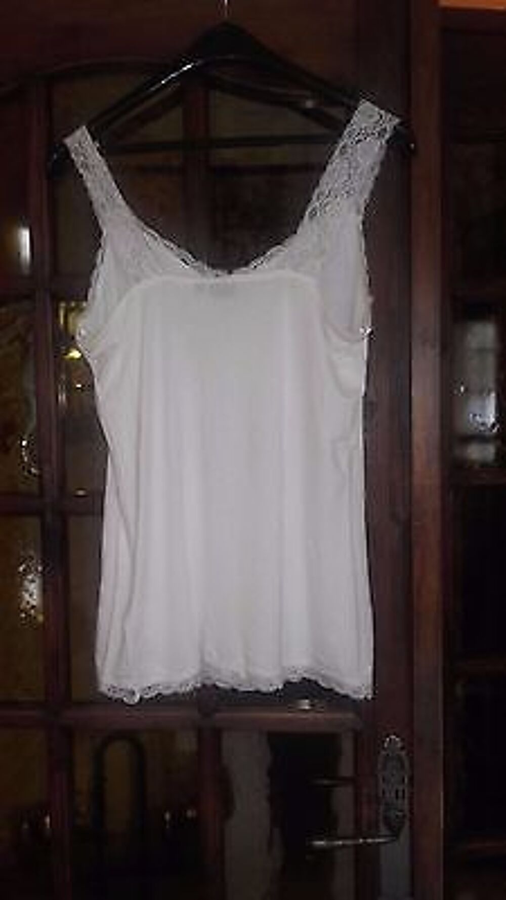 MAGNIFIQUE TOP BLANC CASSE Vêtements