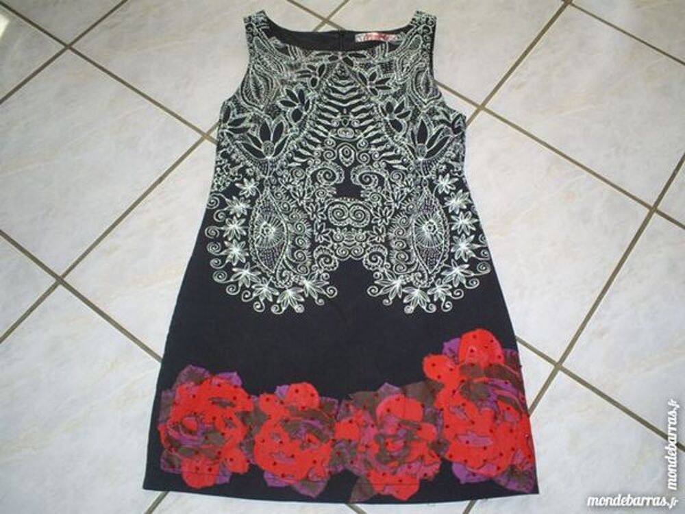 Robe DESIGUAL Taille 42 Vêtements
