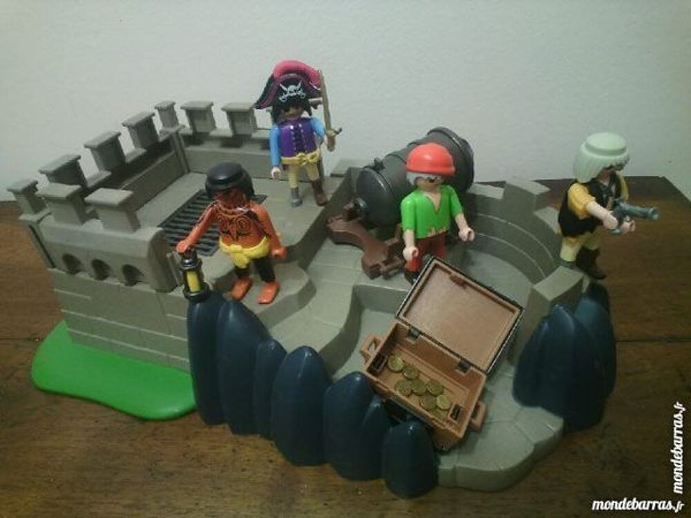 L'&icirc;le fortifi&eacute;e des pirates Playmobil Jeux / jouets