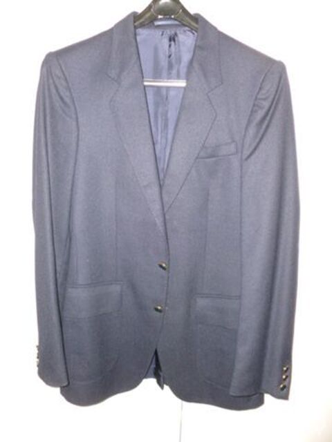 Veste homme bleue 10 Thiais (94)