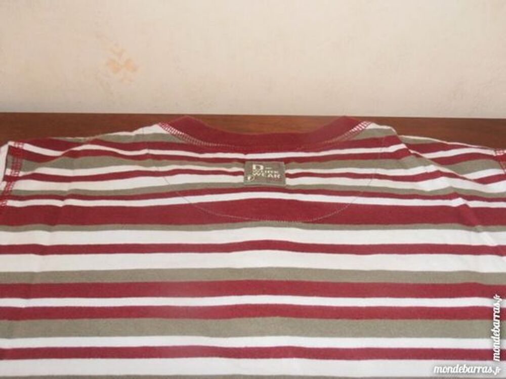 Tee-shirt boutonn&eacute; et ray&eacute; Vêtements enfants