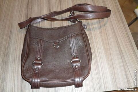 Sac  mains marron 15 Pleslin-Trigavou (22)