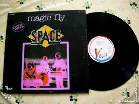 33 TOURS SPACE Magic fly 22 Nantes (44)