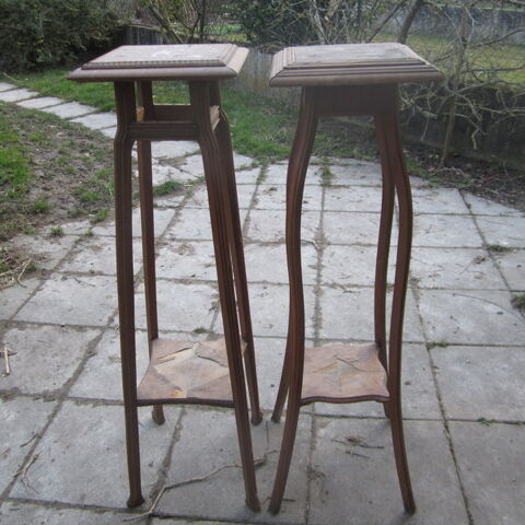 guridons en bois et marbre 15 Chlons-en-Champagne (51)