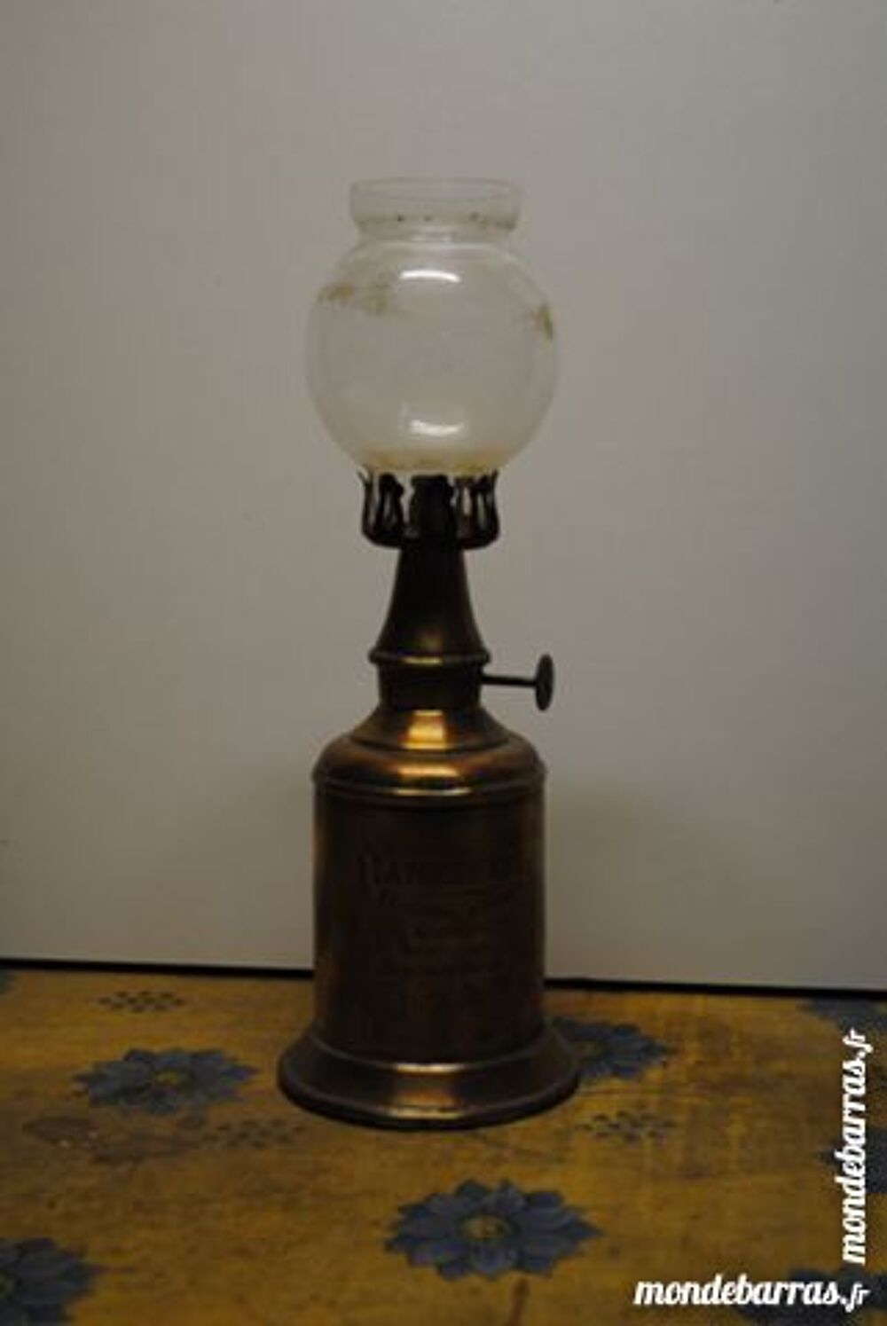 lampe &agrave; p&eacute;trole Décoration