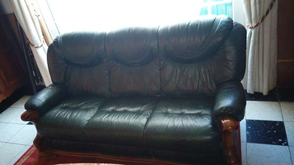 canap&eacute; + fauteuil en cuir Meubles