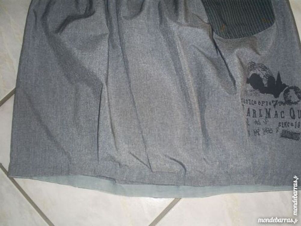 Jupe SOGGO Taille 38/40 Vêtements
