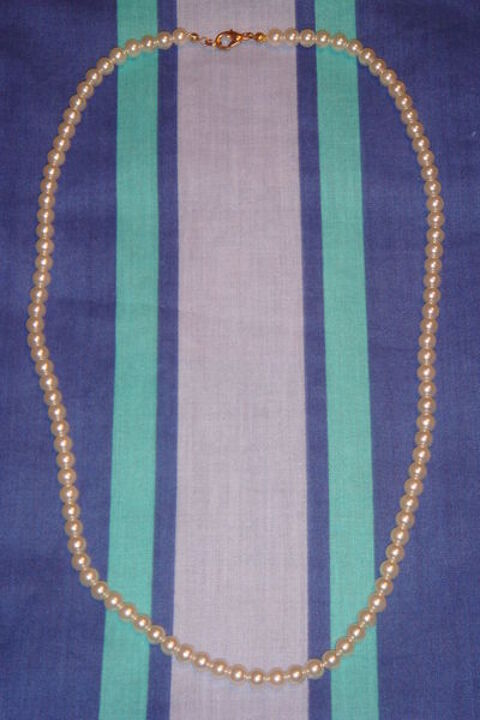 Collier
3 Vendôme (41)