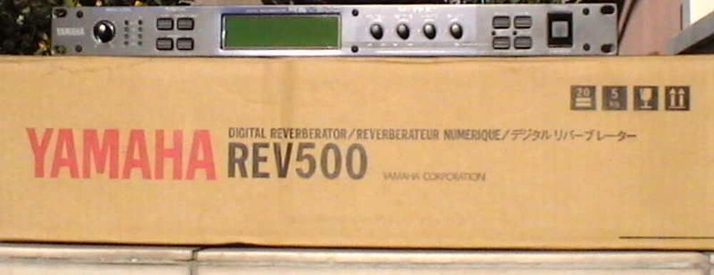 Rack de r&eacute;verb&eacute;ration YAMAHA Audio et hifi