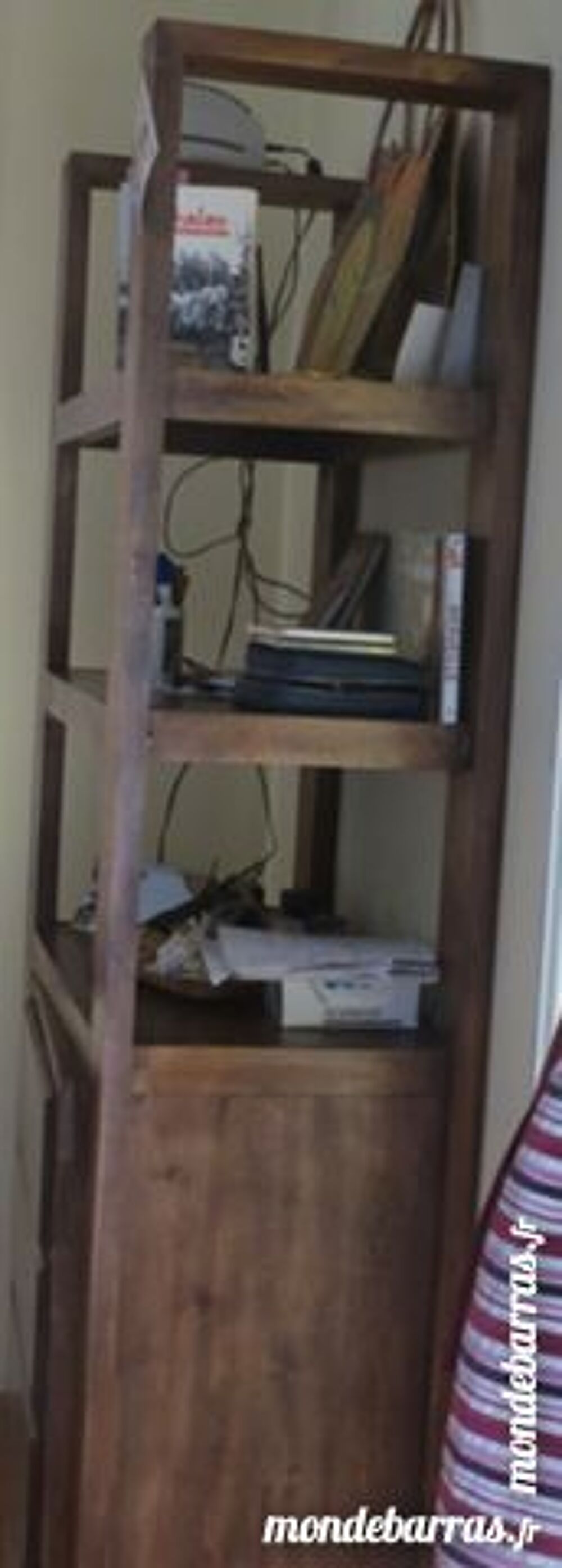 Etag&egrave;re placard Meubles