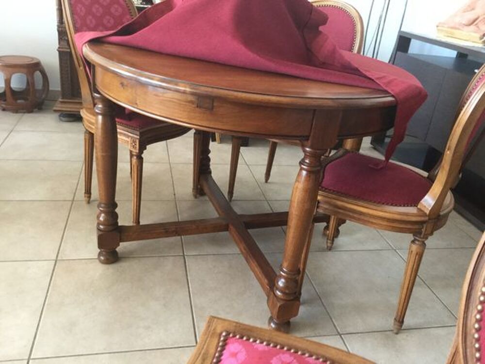 Table et 4chaises Meubles