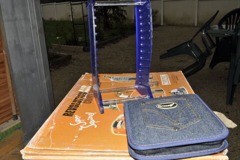 Deux range CD 5 Perreuil (71)