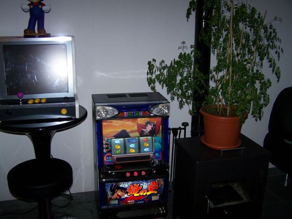&eacute;change jackpot &eacute;tat neuf contre flipper en panne. Jeux / jouets