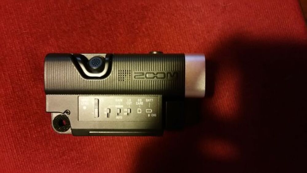 zoom Q4 Photos/Video/TV