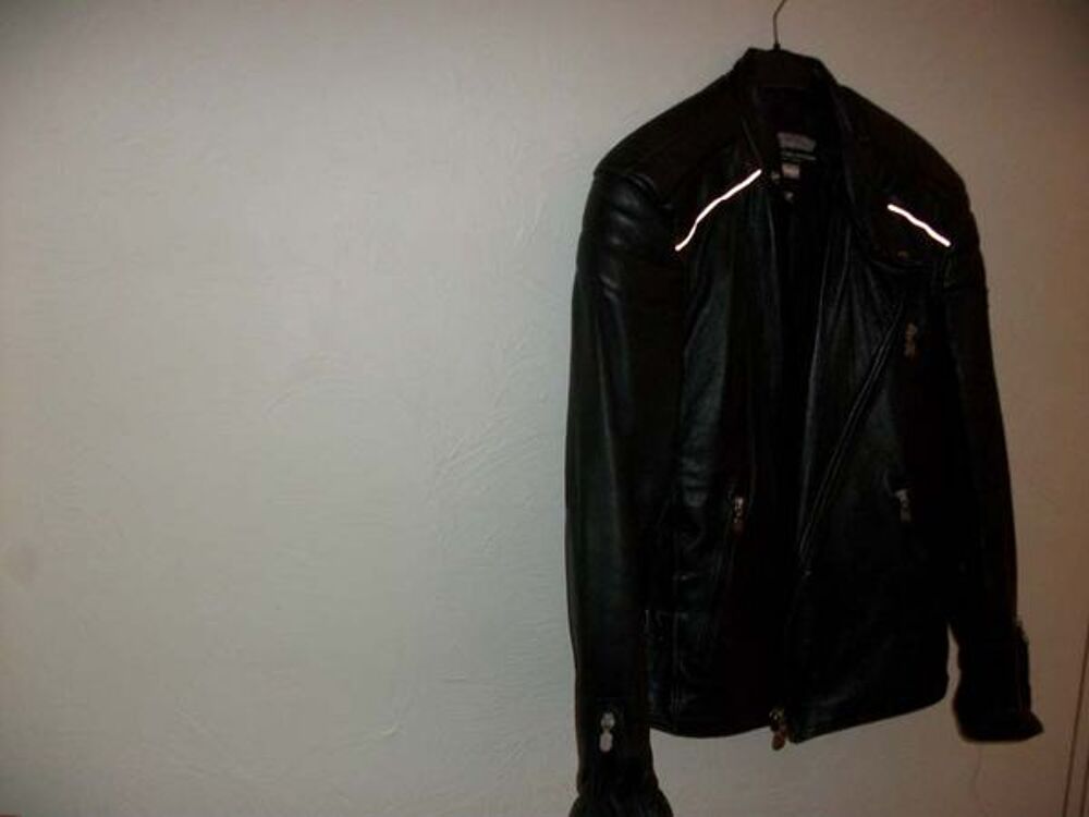 Blouson moto Vêtements