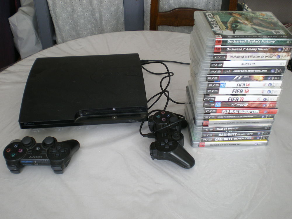 ps3 + 17 jeux Jeux / jouets