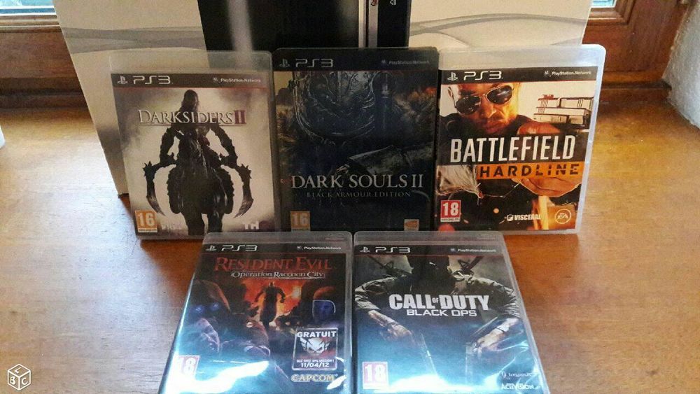 PS3 + 1 manette + jeux Consoles et jeux vidéos