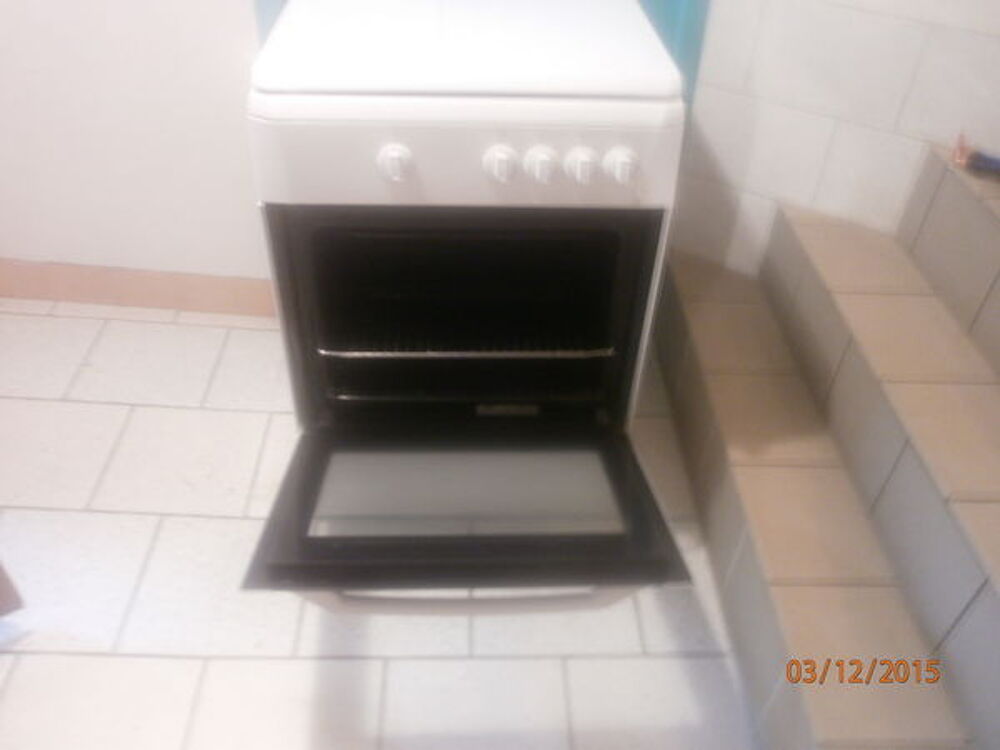 tr&egrave;s belle gazini&egrave;re BEKO Electroménager