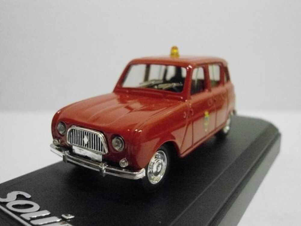Renault 4L pompiers 1964 