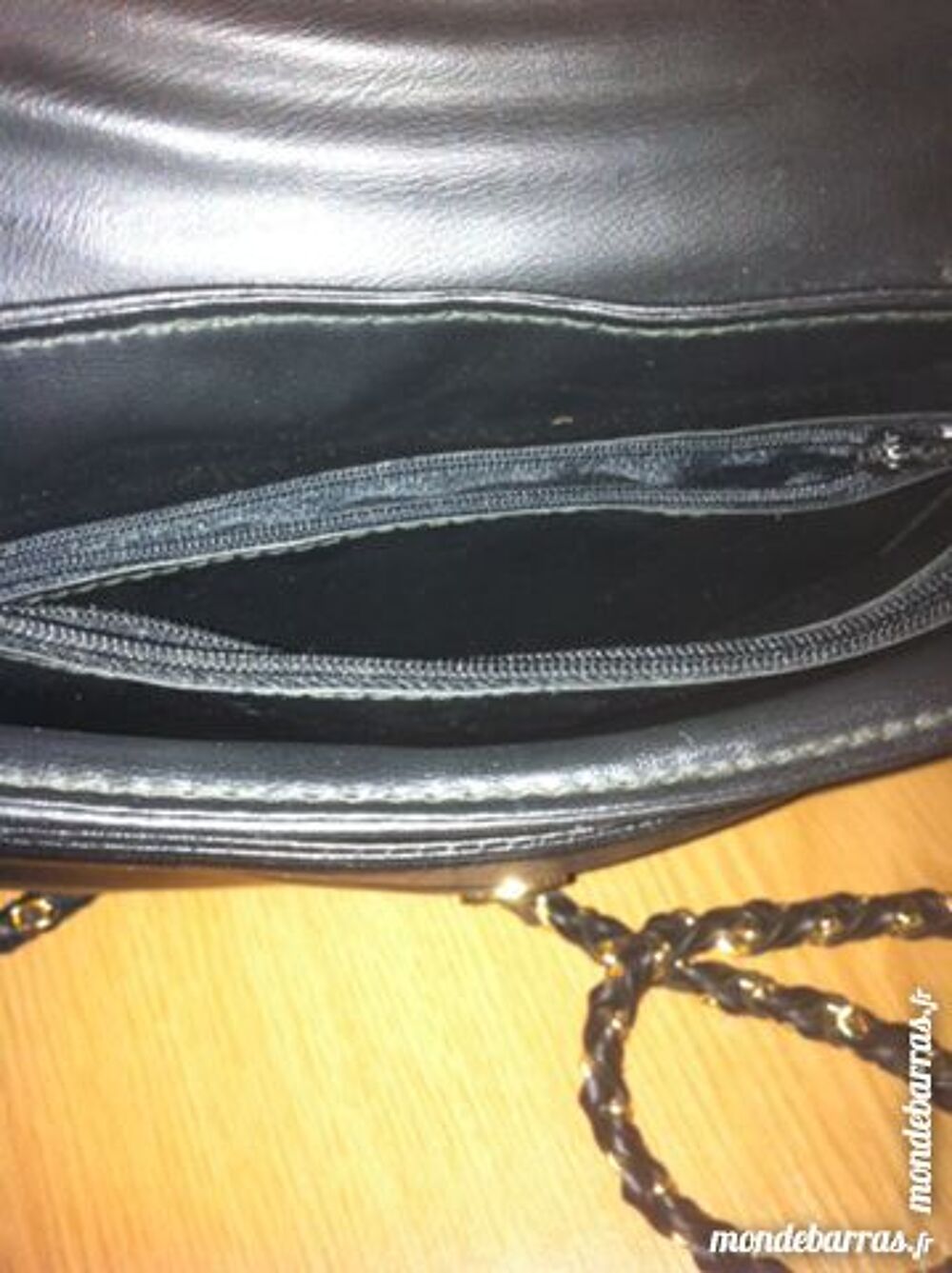 sac &agrave; main bleu marine Bijoux et montres