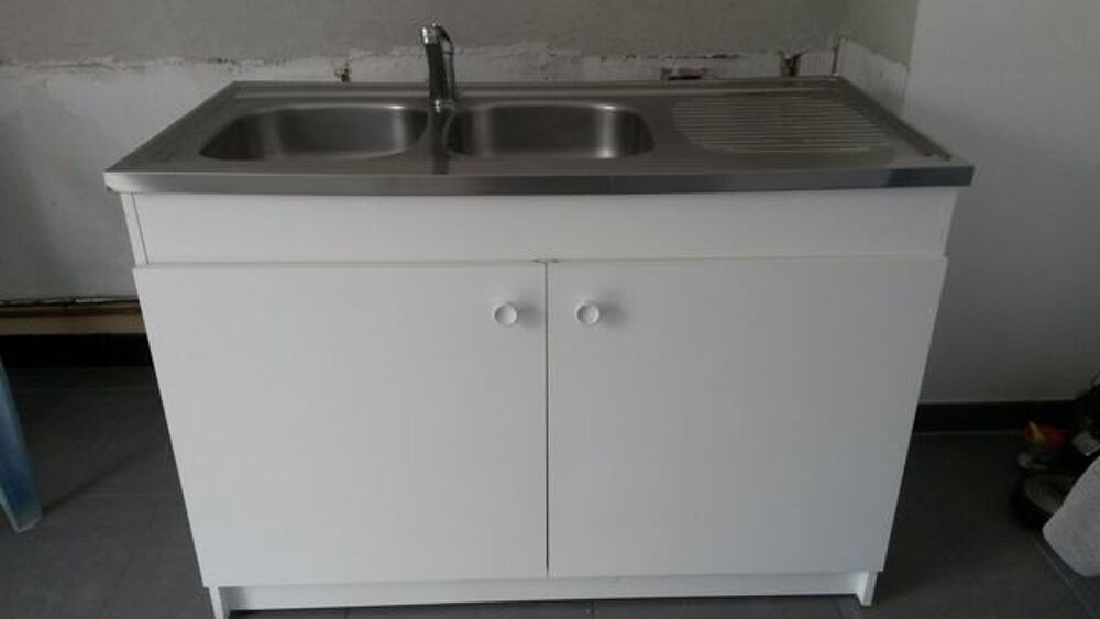 meuble &eacute;vier et robinetterie Electroménager