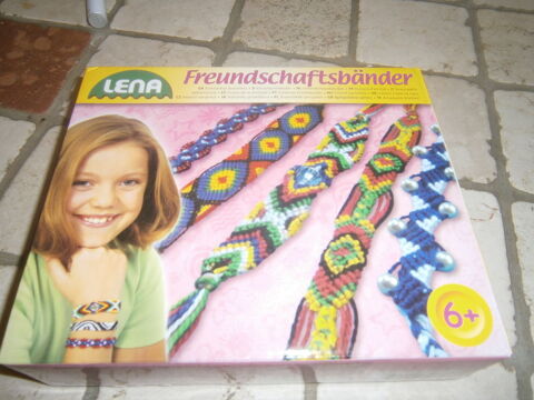 fils pour bracelet à tisser. Boite neuve 3 Annonay (07)