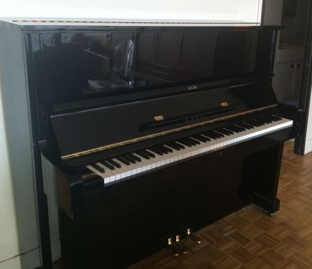 PIANO ACOUSTIQUE KAWA&icirc; P 1 Instruments de musique