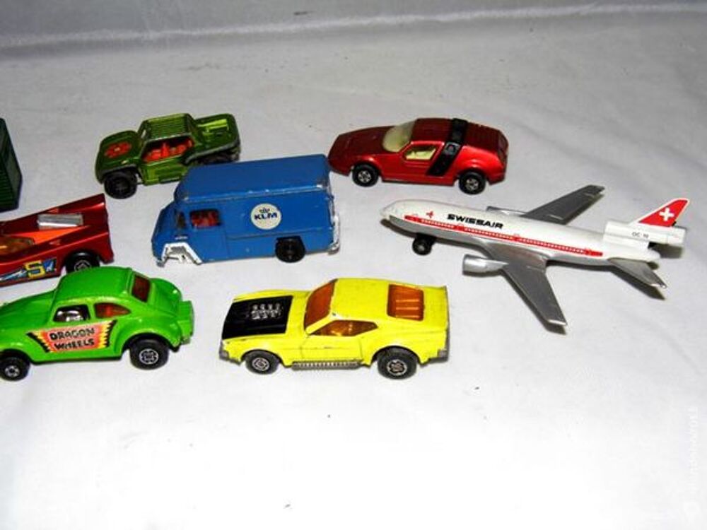 Jouet ancien 9 voitures 1 avion matchbox lesney Jeux / jouets