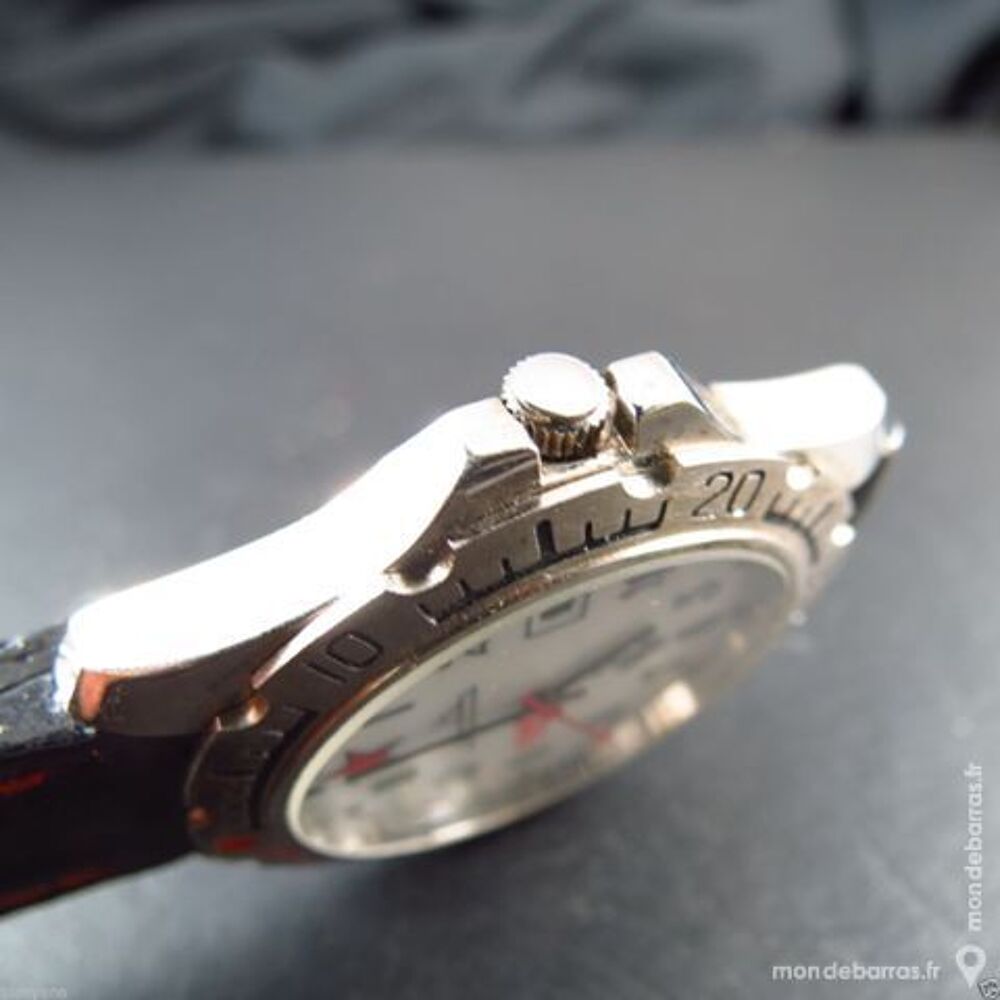 RED BULL RUSSIAN LOOK montre analogique RUS0062 Bijoux et montres