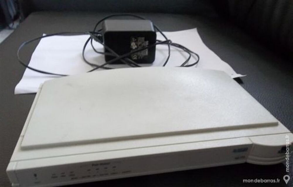 Hub 4 port 10baseT Matériel informatique