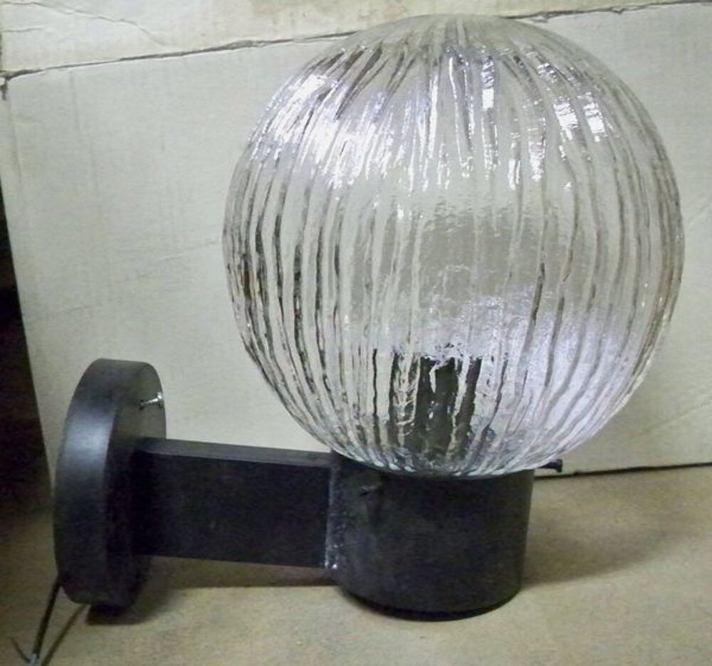 Applique ext&eacute;rieure Boule verre dim: 200 Bricolage