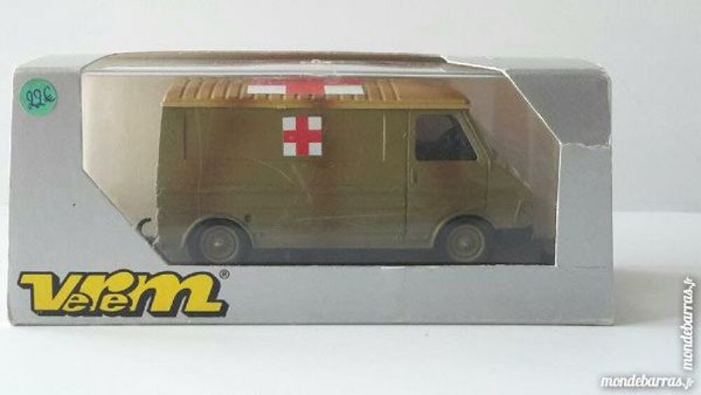 Citro&euml;n C35 ambulance militaire 