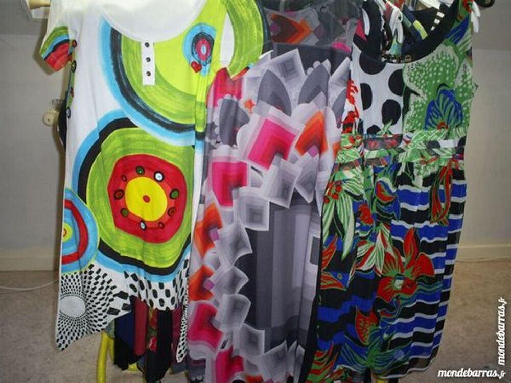 VIDE DRESSING DESIGUAL Vêtements