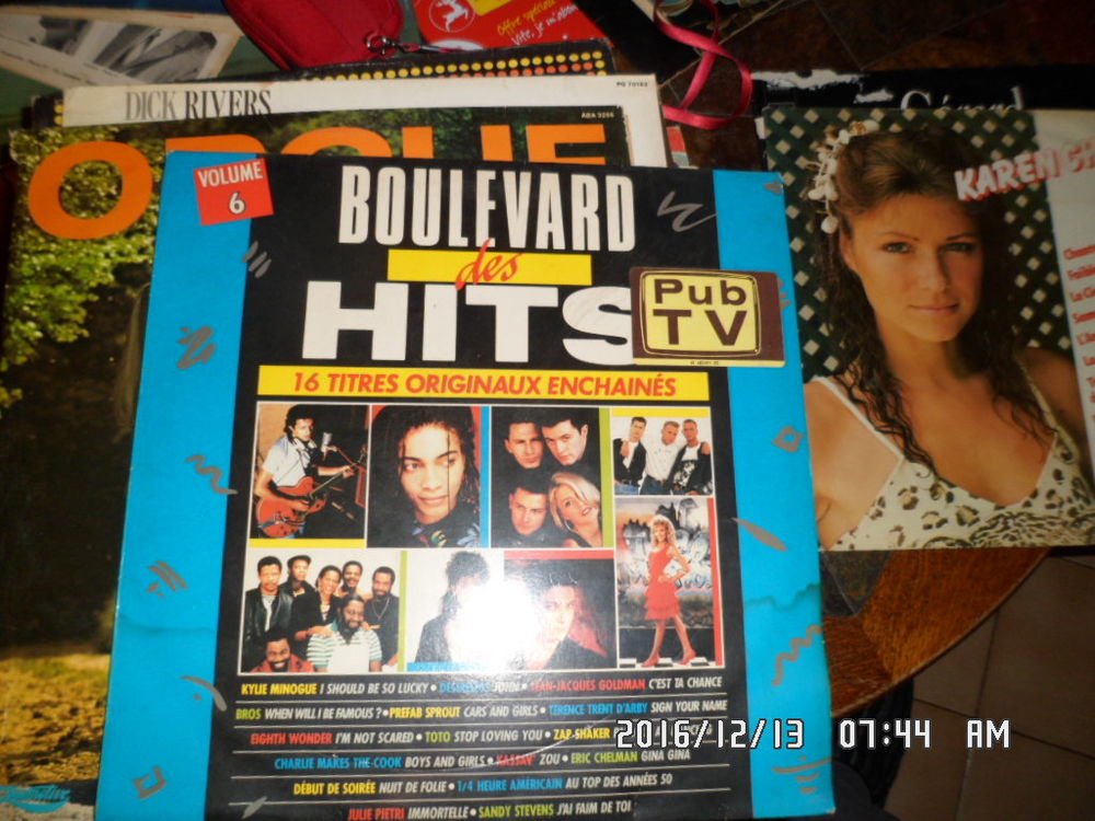 Saisissez le titre de votre objet. CD et vinyles