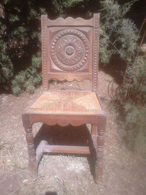 CHAISE DE STYLE assise en canisse 18 Vidauban (83)