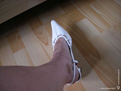 chaussures blanches 8 Laventie (62)