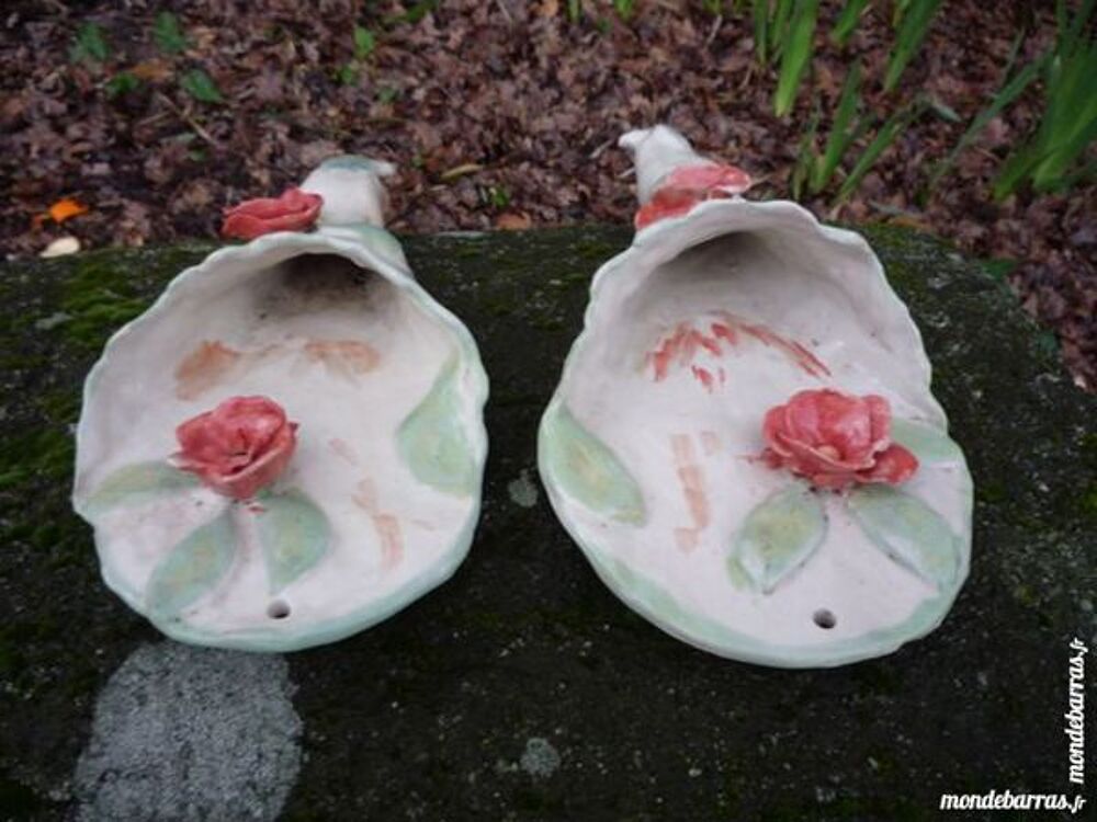 Vase applique forme corne Décoration