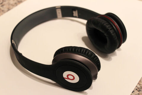 Beats By Dre Solo with ControlTalk by Monster 80 Marseille 4 (13)