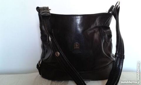 sac  main 5 Anse (69)