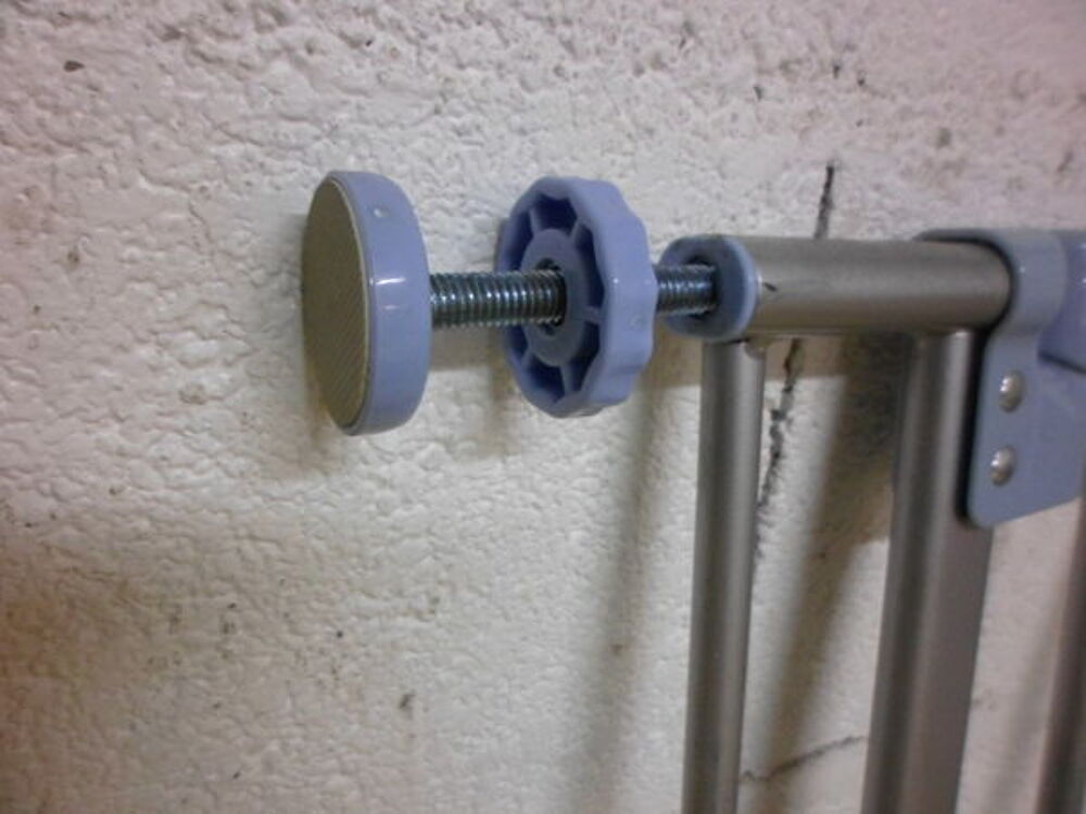 Barri&egrave;re s&eacute;curit&eacute; enfant b&eacute;b&eacute; : escalier,porte... Puériculture