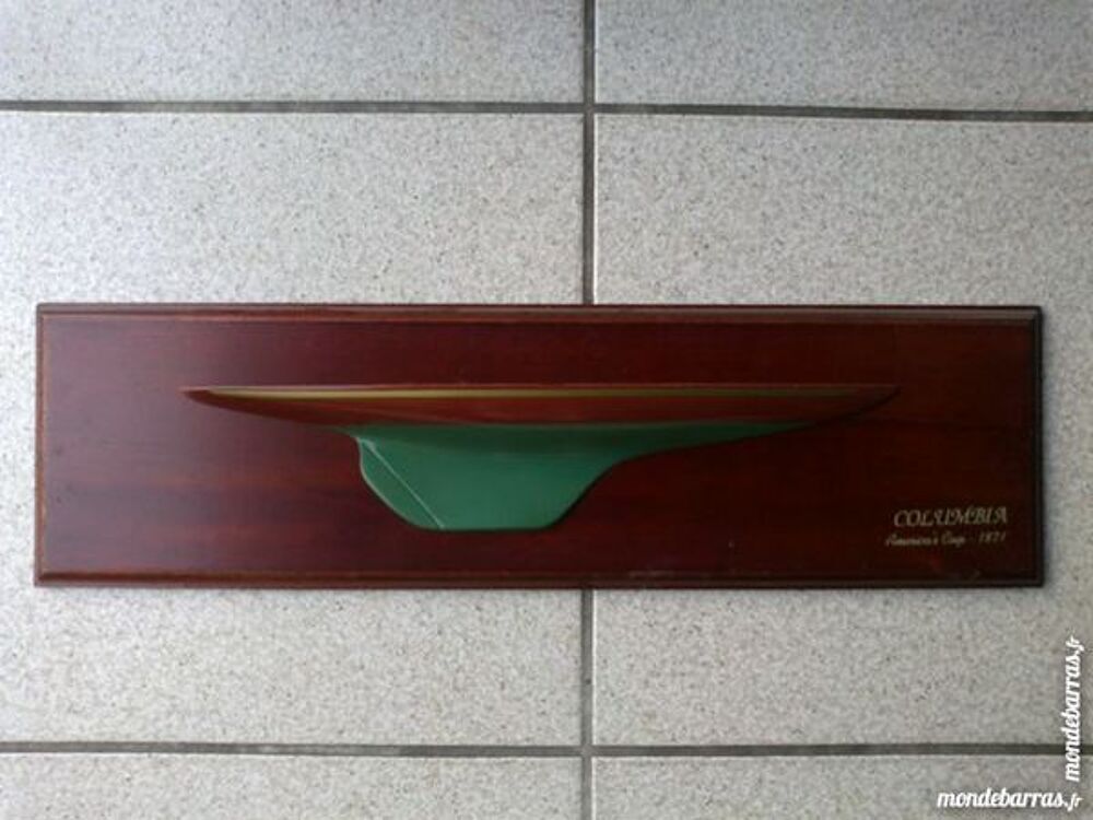 Demi-coque Columbia Décoration