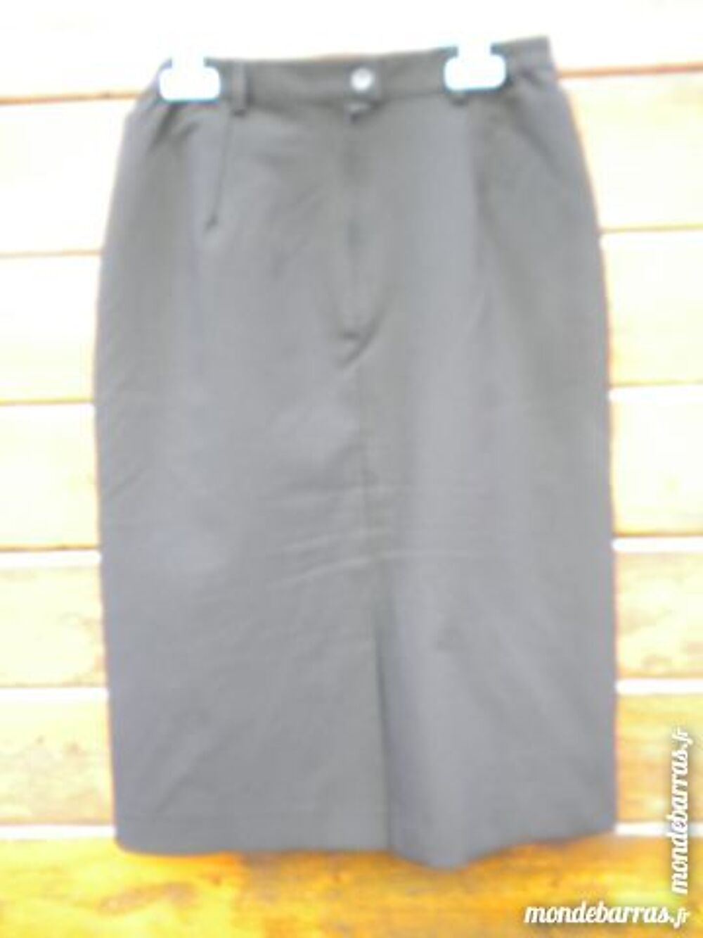 JUPE droite longue T. 40 Vêtements