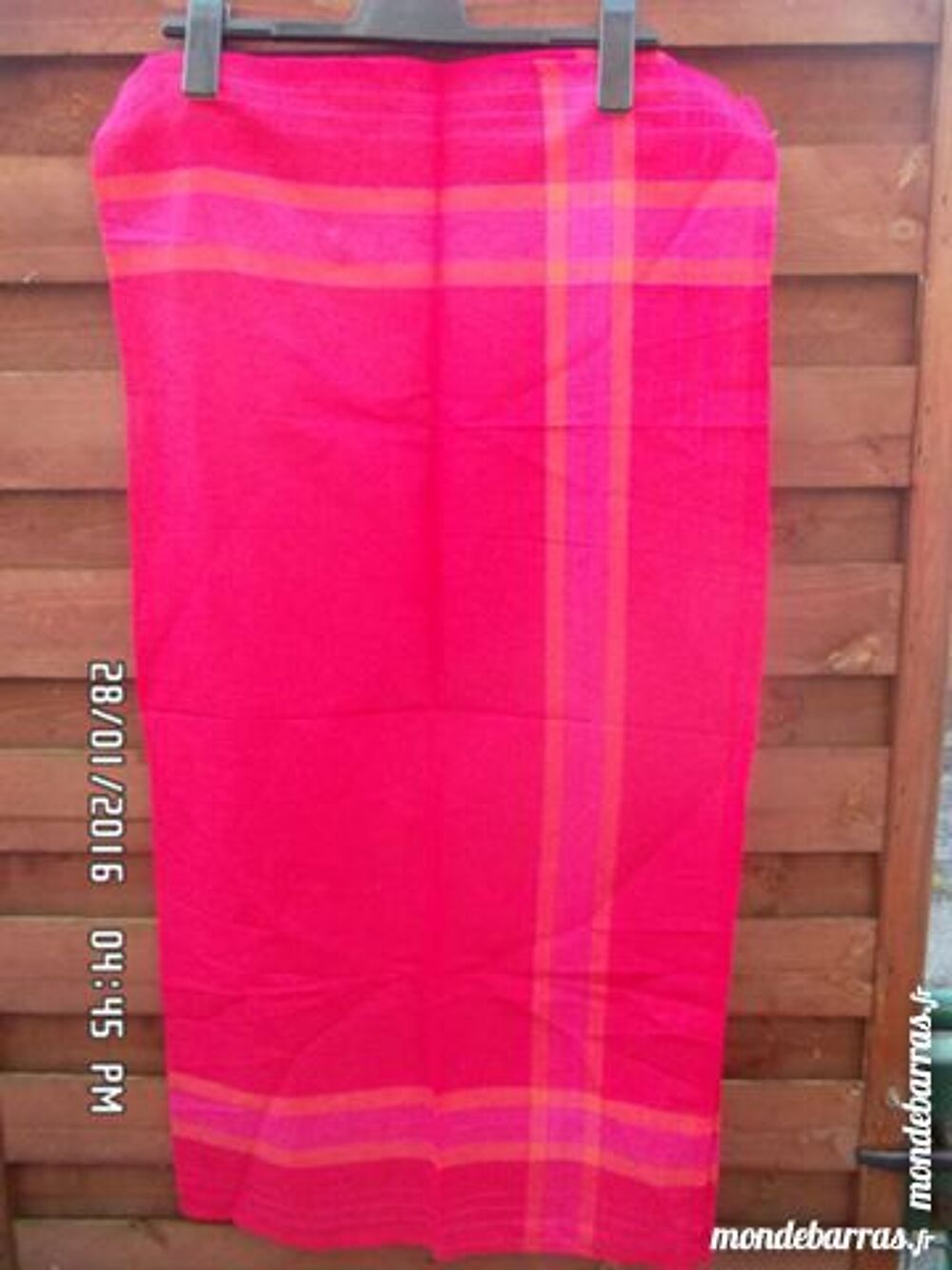 carr&eacute; de nappe rose Cuisine