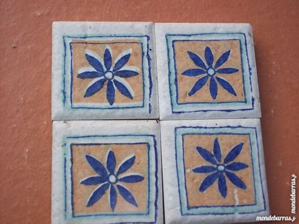 Bouchons de carrelage imprim&eacute;s fleur Bricolage