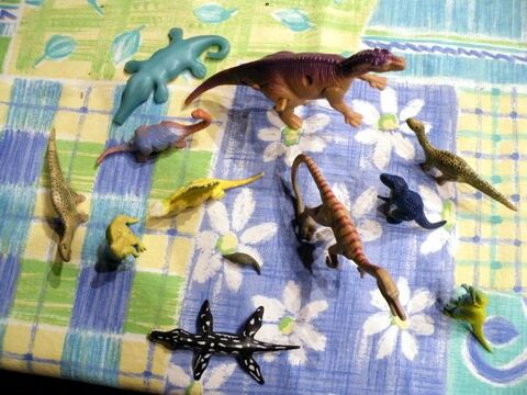 lot de dinosaures 4 Viriat (01)