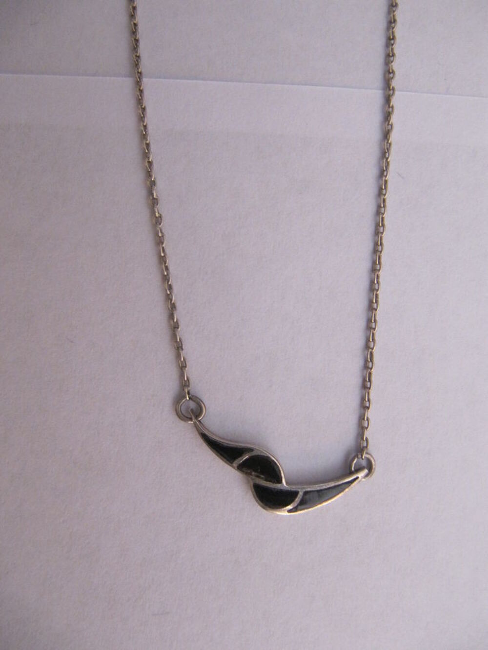 cha&icirc;ne &amp; pendentif en argent - motif laqu&eacute; noir - super &eacute;tat Bijoux et montres